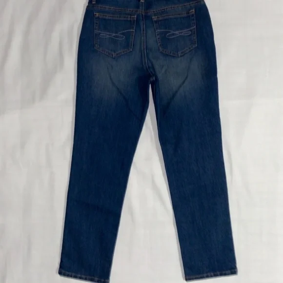 Style & Co Petite Slim Leg Jeans - Picture 9 of 10